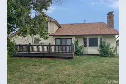 24 Huntington Parkway, Saint Charles, MO 63301 - Photo 3