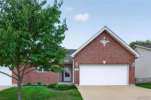 384-386 Shadow Pines Dr, Wentzville, MO 63385 - Photo 5