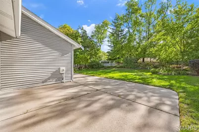 854 La Bonne Parkway, Manchester, MO 63021 - Photo 39