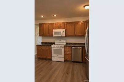 302 Roosevelt Avenue, Warrenton, MO 63383 - Photo 11