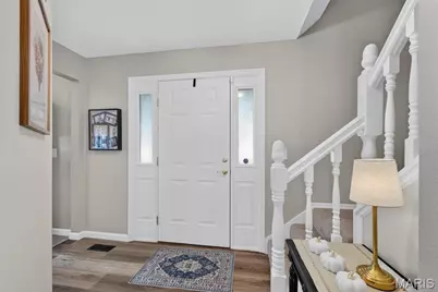5 Cloverhill Court, Saint Charles, MO 63376 - Photo 3