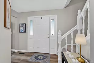 5 Cloverhill Ct, Saint Charles, MO 63376 - Photo 3