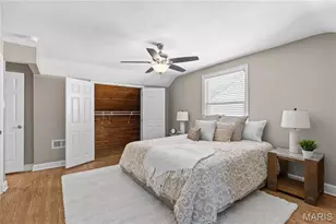 553 Westview Dr, University City, MO 63130 - Photo 13