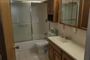 1760 Layven Ave, Florissant, MO 63031 - Photo 9