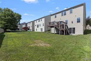 184 Berry Manor Cir, Saint Peters, MO 63376 - Photo 35