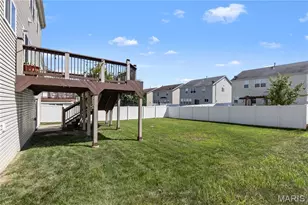 184 Berry Manor Cir, Saint Peters, MO 63376 - Photo 37