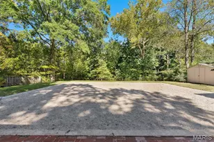 161 Horseshoe Dr, Kirkwood, MO 63122 - Photo 35
