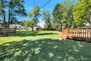 392 Genoa Dr, Ballwin, MO 63021 - Photo 33