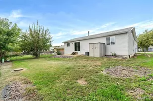 15 Laura Hill Rd, Saint Peters, MO 63376 - Photo 21