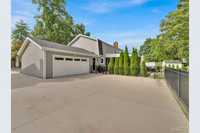 15765 Carriage Hill Drive, Chesterfield, MO 63017 - Photo 45