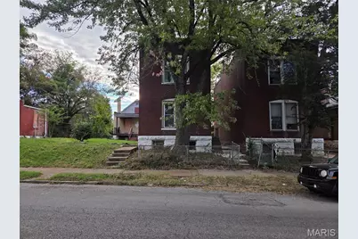 4452 S Compton Avenue, Saint Louis, MO 63111 - Photo 1