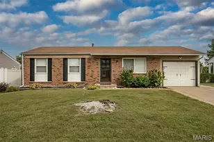 3224 Highgate Ln, Saint Charles, MO 63301 - Photo 1