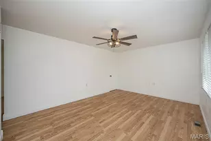 3224 Highgate Ln, Saint Charles, MO 63301 - Photo 5