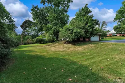 11 Hedgewood Lane, Ballwin, MO 63011 - Photo 21