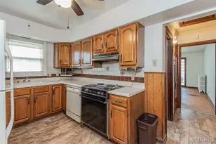 7646 Genesta St, Unincorporated, MO 63123 - Photo 19