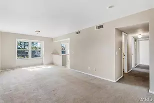 853 Dumont Pl, Saint Louis, MO 63125 - Photo 9
