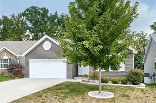 526 Brookside Forest Ct, O'Fallon, MO 63366 - Photo 3