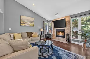10419 Capitol Pl, Saint Louis, MO 63131 - Photo 19