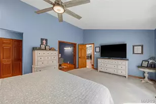 2 Deerfield Ridge Rd, Chesterfield, MO 63005 - Photo 25