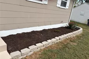 905 Delaird Dr, Bellefontaine Neighbors, MO 63137 - Photo 7