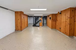 222 S Clark Ave, Ferguson, MO 63135 - Photo 25