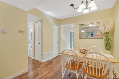 9026 W Swan Circle, Brentwood, MO 63144 - Photo 9
