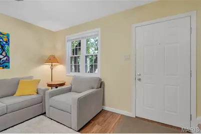 9026 W Swan Circle, Brentwood, MO 63144 - Photo 7
