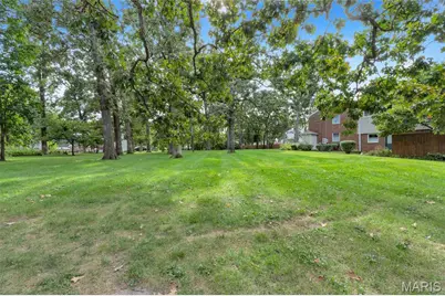9026 W Swan Circle, Brentwood, MO 63144 - Photo 35