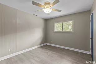 1395 Bluebird Dr, Florissant, MO 63031 - Photo 11