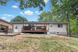 2643 Wessex Dr, Saint Louis, MO 63125 - Photo 27
