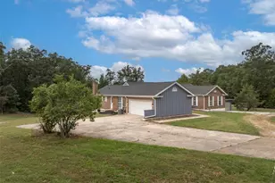 28 Hawthorne Dr, Warrenton, MO 63383 - Photo 5