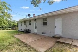 9435 Eastchester Dr, Saint Louis, MO 63136 - Photo 31