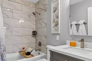 8746 Park Ln, Saint Louis, MO 63147 - Photo 17