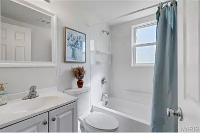 1326 Leroy Avenue, Normandy, MO 63133 - Photo 7