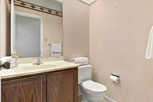 5319 N Kenrick Parke Dr, Shrewsbury, MO 63119 - Photo 19