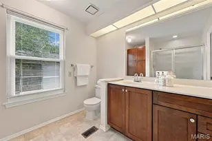 5319 N Kenrick Parke Dr, Shrewsbury, MO 63119 - Photo 23