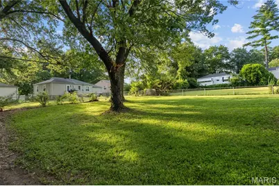 10171 Newbold Drive, Saint Louis, MO 63137 - Photo 33