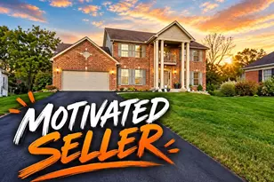 14901 Jockey Club Dr, Chesterfield, MO 63017 - Photo 1
