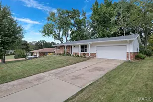 11145 Yellowstone Dr, Saint Louis, MO 63146 - Photo 55
