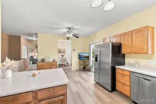 408 St Gemma Dr, O'Fallon, MO 63366 - Photo 9