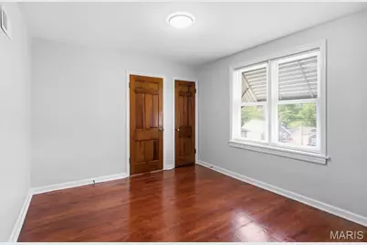 6625 Barr Street, Northwoods, MO 63121 - Photo 15