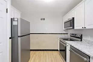 6625 Barr St, Northwoods, MO 63121 - Photo 7