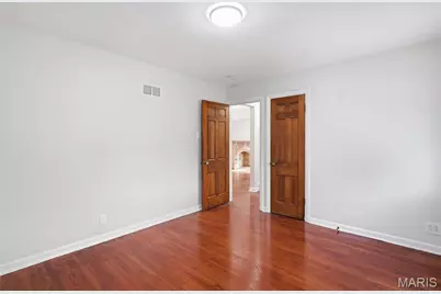 6625 Barr Street, Northwoods, MO 63121 - Photo 11