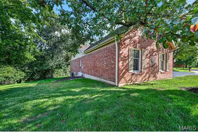1627 Timberlake Manor Parkway, Chesterfield, MO 63017 - Photo 43