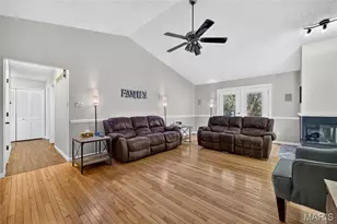 2335 Federalist Pl, O'Fallon, MO 63368 - Photo 9