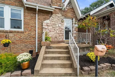 5427 Eichelberger Street, Saint Louis, MO 63109 - Photo 5