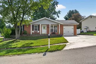 716 Fetlock Dr, Fenton, MO 63026 - Photo 1