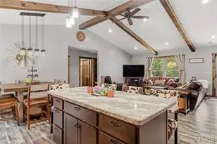 2899 Old Hwy 66, Bourbon, MO 65441 - Photo 15