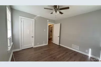 835 Elias Avenue, Saint Louis, MO 63147 - Photo 13