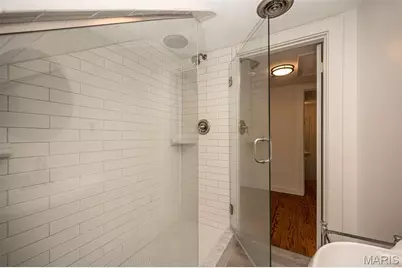 6946 Pershing Avenue, University City, MO 63130 - Photo 39
